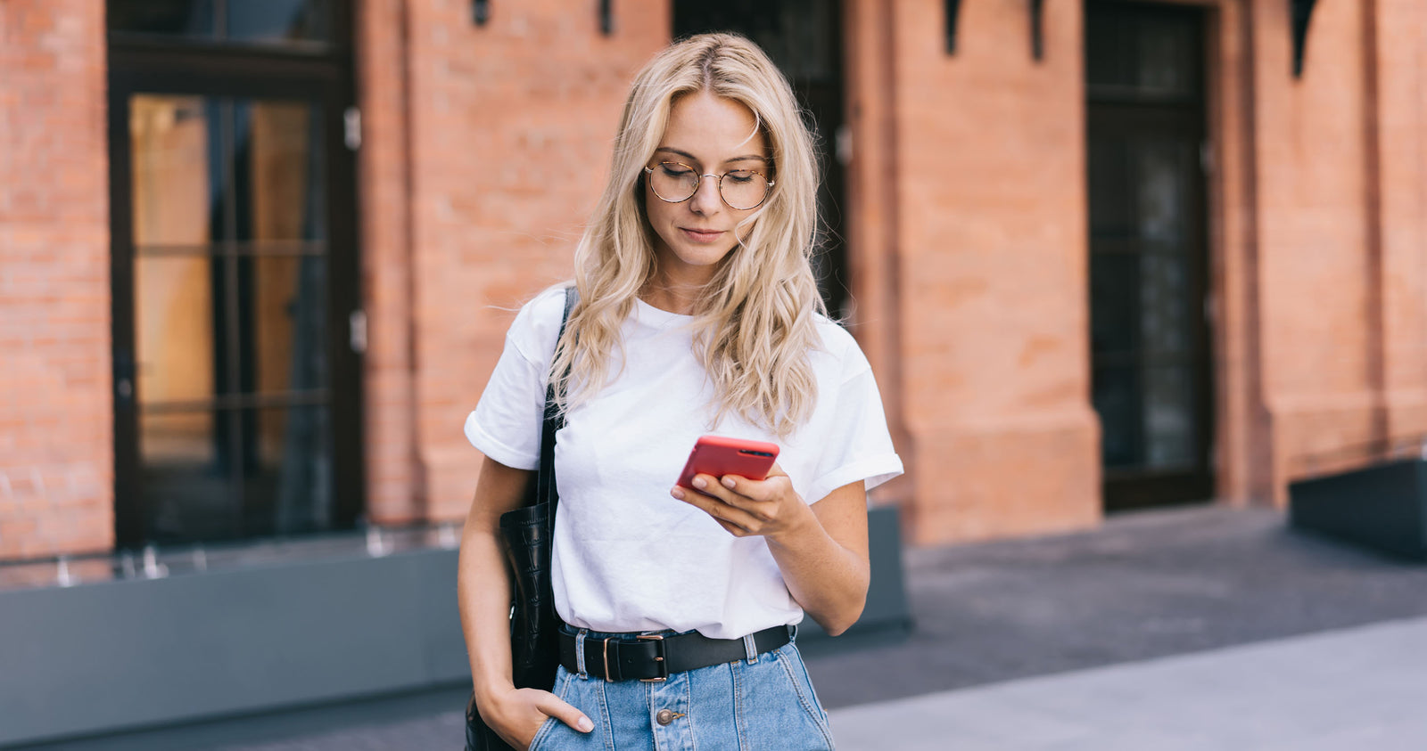 Myy käytetty puhelin vanha iPhone rahaksi